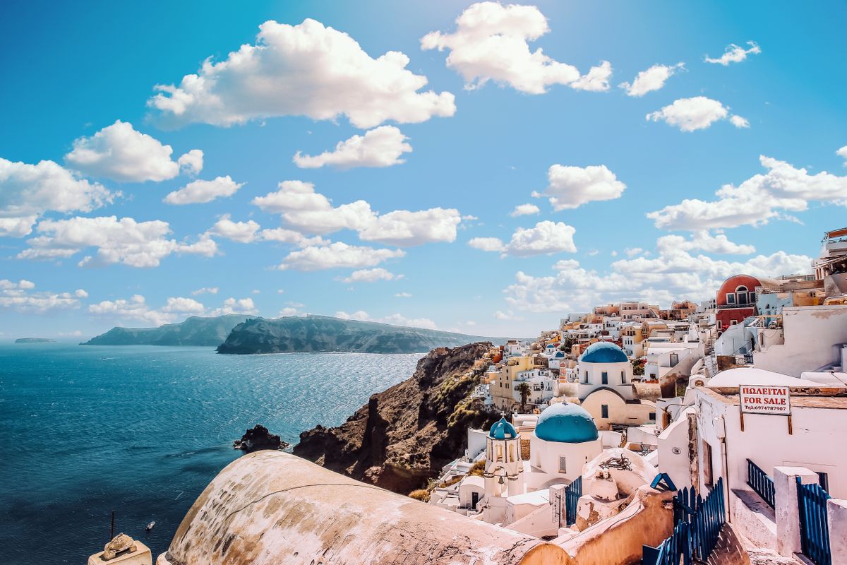 White buildings overlooking the sea in Santorini